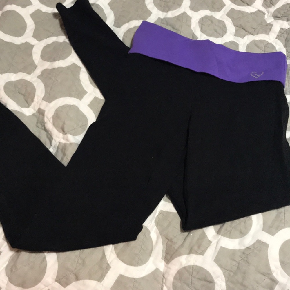 LEGGINGS